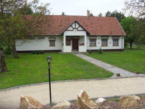 Apartamento Cinege Vend�gh�z