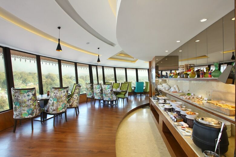 Hotel Rs Sarovar Portico