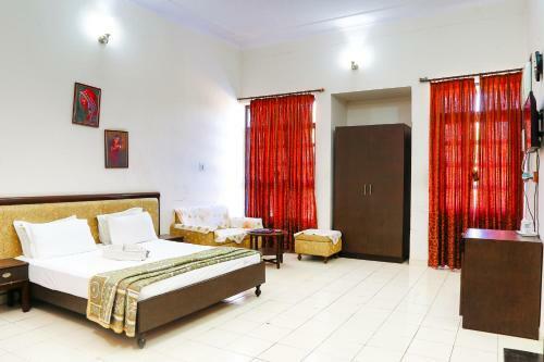 Hotel Gulmohar Sariska Resort