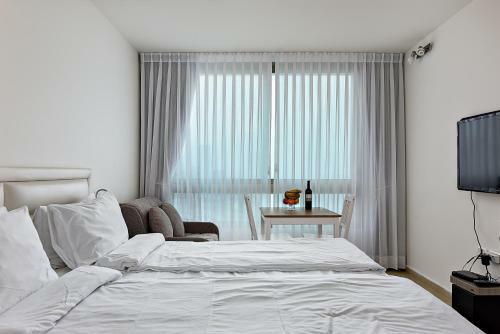 Israel Sea View Aparthotel