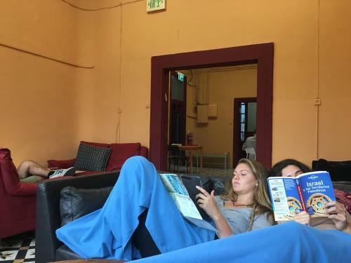 Roger�s Hostel Tel Aviv (Age 18-45)