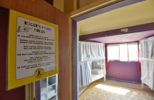 Roger�s Hostel Tel Aviv (Age 18-45)