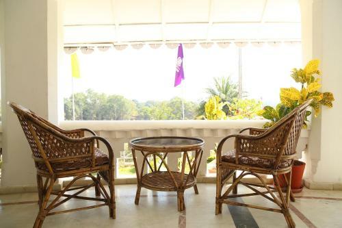 Hotel Mpt Rock End Manor, Pachmarhi