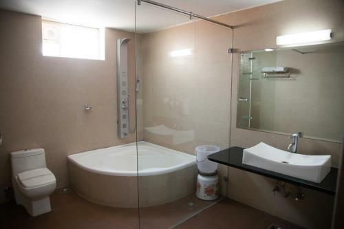 Hotel The Sai Leela