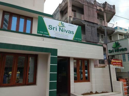 Hotel Sri Nivas Guest House