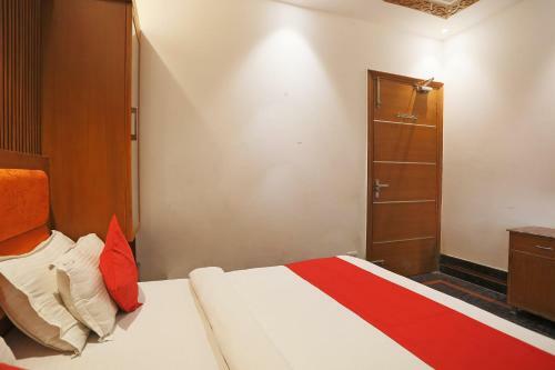 Hotel Oyo 15183 Jjk Home Stay