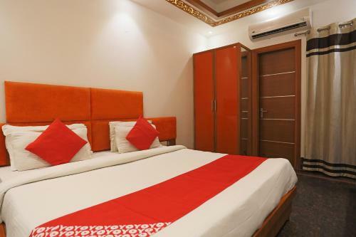 Hotel Oyo 15183 Jjk Home Stay