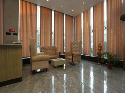 Hotel Golden Leaf Resort