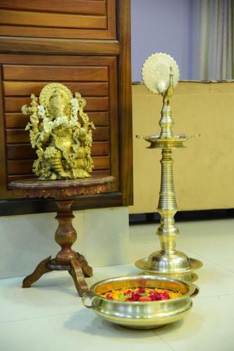 Hotel Pranav International