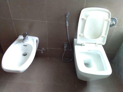 Hostal Amanora Service Apartment