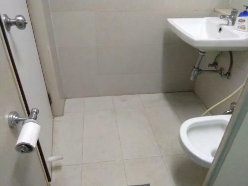 Hostal Amanora Service Apartment