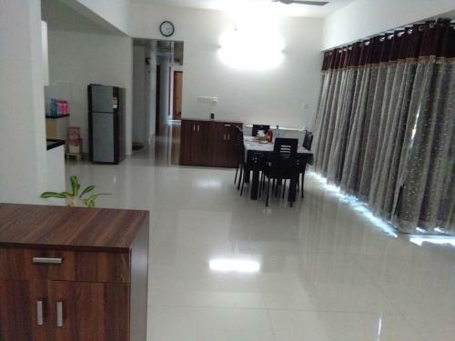 Hostal Amanora Service Apartment