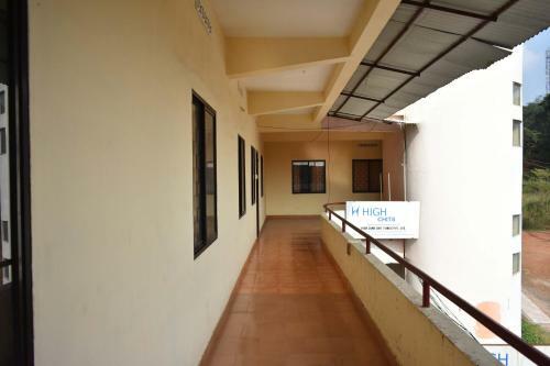 Kallumkal Apartments