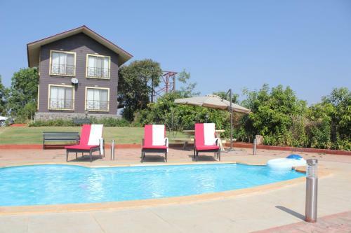 Hotel Jenjon Lake Vaitarna Resort