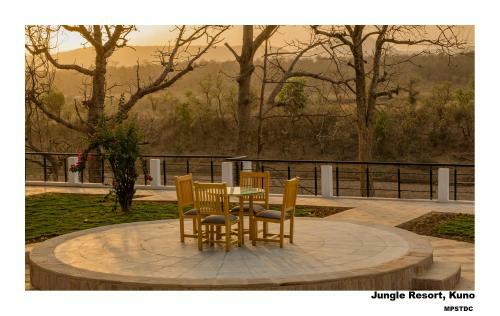 Hotel Mpt Jungle Resort, Kuno Palpur