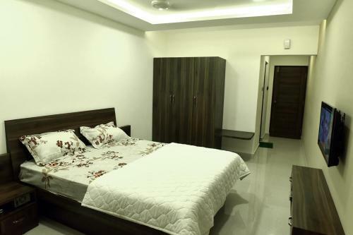 Hotel Nandanavana Hospitality And Services