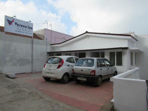 Hotel Varuna Inn Holiday Cottage