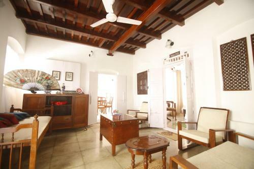 Teak Grove Country House