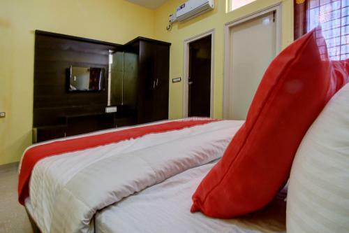 Hotel Oyo 26801 Ss Residency
