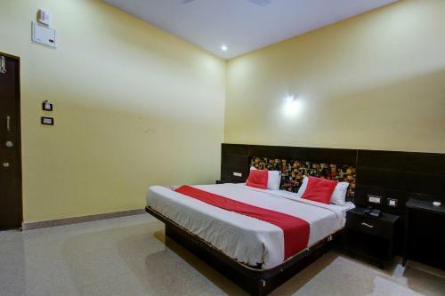 Hotel Oyo 26801 Ss Residency