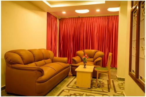 Hotel Sri Sarvesha Residency