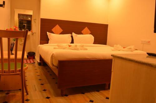 Hotel Sri Sarvesha Residency