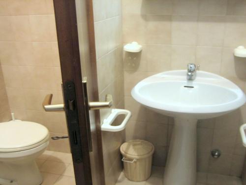 Apartamento Soleggiato Primo Cinque