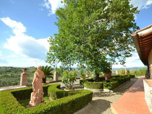 Splendid Holiday Home In Florence With Swimming Pool