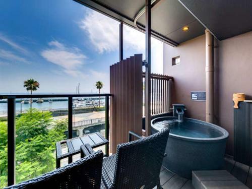 Hotel Livemax Resort Atami Sea Front