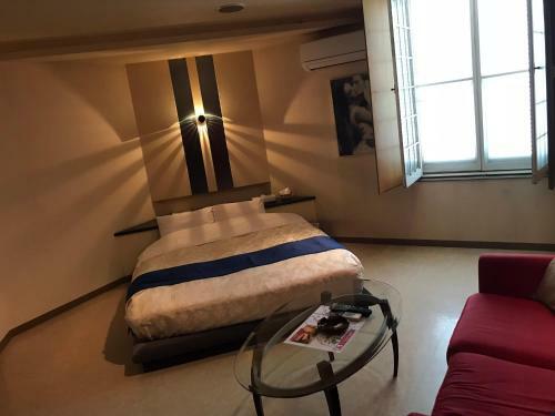 Hotel Tiffany (Adult Only)