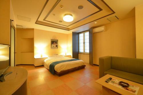 Hotel Tiffany (Adult Only)