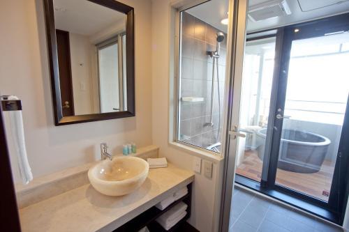 Hotel Senagajima Island Resort & Spa