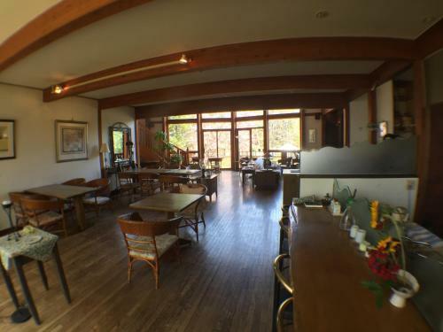 Woody Hotel & Restaurant Yumekoubou