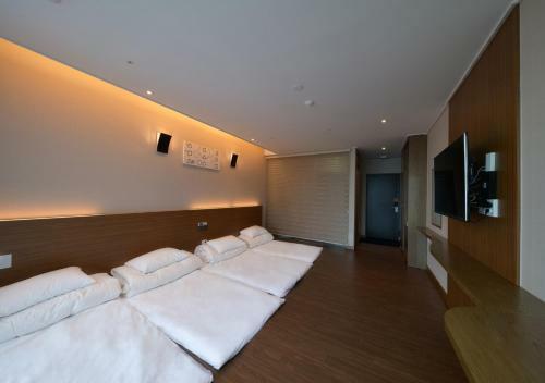 Naju City Hotel