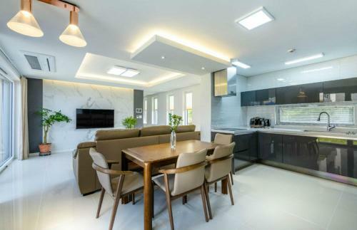 Apartamento Chandelier Pension