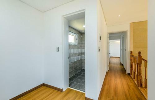 Apartamento Chandelier Pension