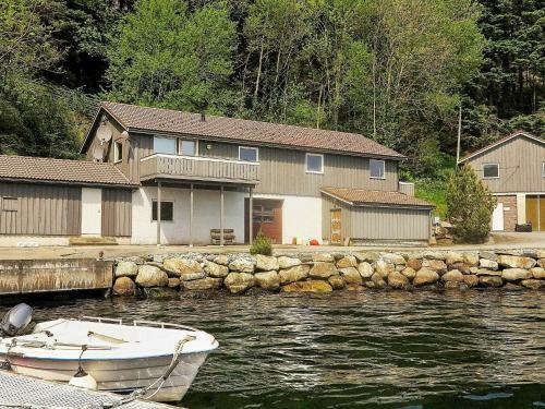 Holiday Home Hjelmeland