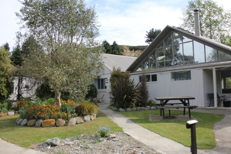 Riverside Haven Lodge & Holiday Park