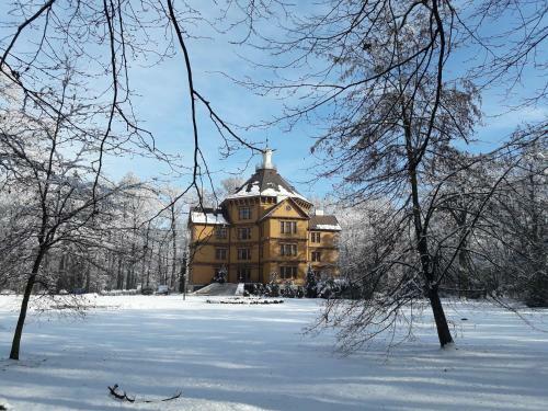 Hostal Pa?ac My?liwski W Antoninie