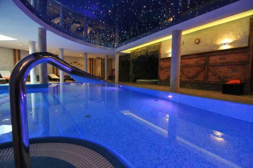 Hotel Kryszta? Conference & Spa