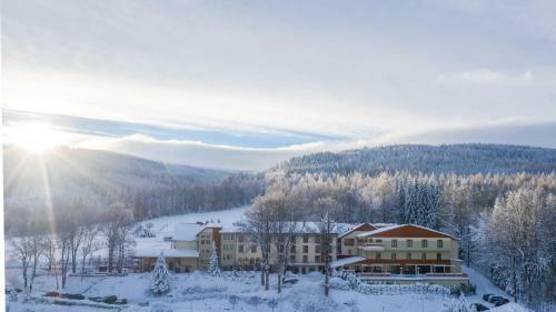 Malinowy Dw�r Hotel Medical Spa