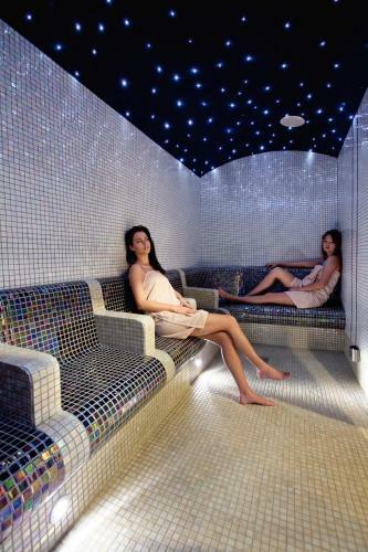 Malinowy Dw�r Hotel Medical Spa