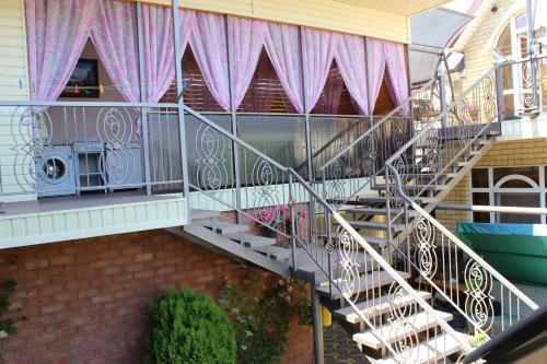Hostal Summer Accommodation Na Nizhnesadovoy