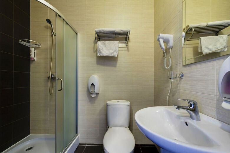 Hotel Marton Sholokhova