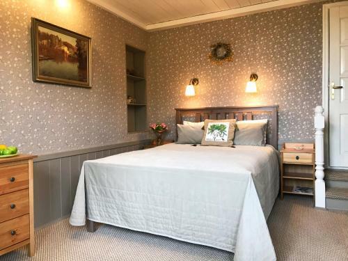 Hostal Russko-frantsuzsky Hotel Chastny Vizit