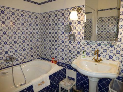 Hostal Russko-frantsuzsky Hotel Chastny Vizit
