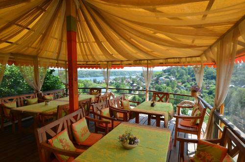 Hostal Russko-frantsuzsky Hotel Chastny Vizit