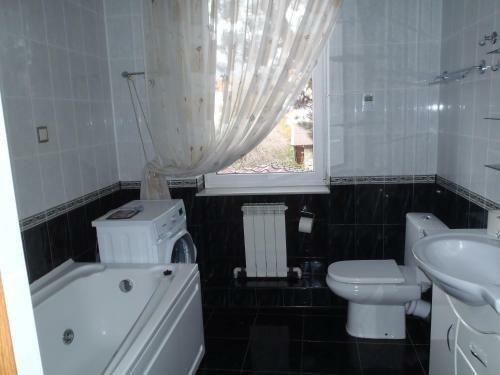 Apartment On Primorskaya 24b