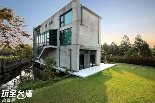 Erchuan Lakeside Cafe Guesthouse