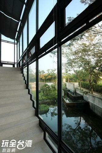Erchuan Lakeside Cafe Guesthouse